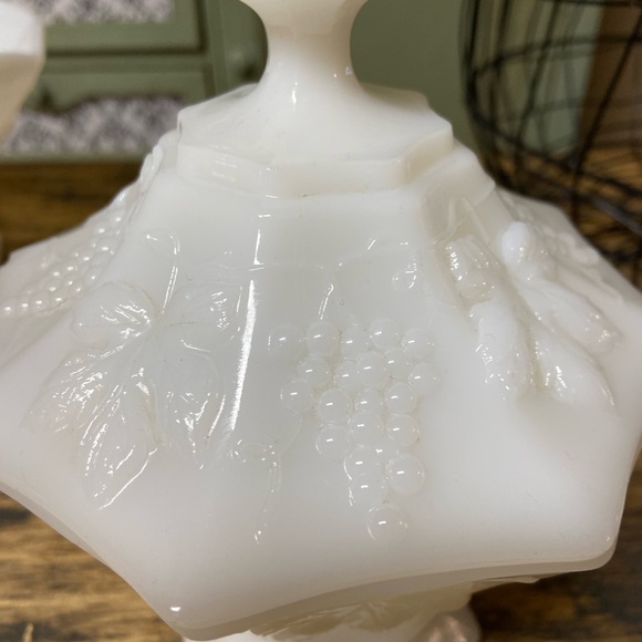 Anchor Hocking White Milk Glass Candy Dish - Picture 9 of 9